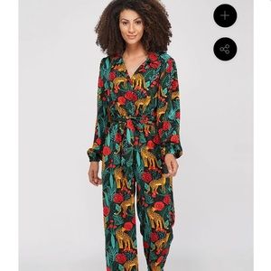 America & Beyond Jaguar Dreams Jumpsuit size XL
